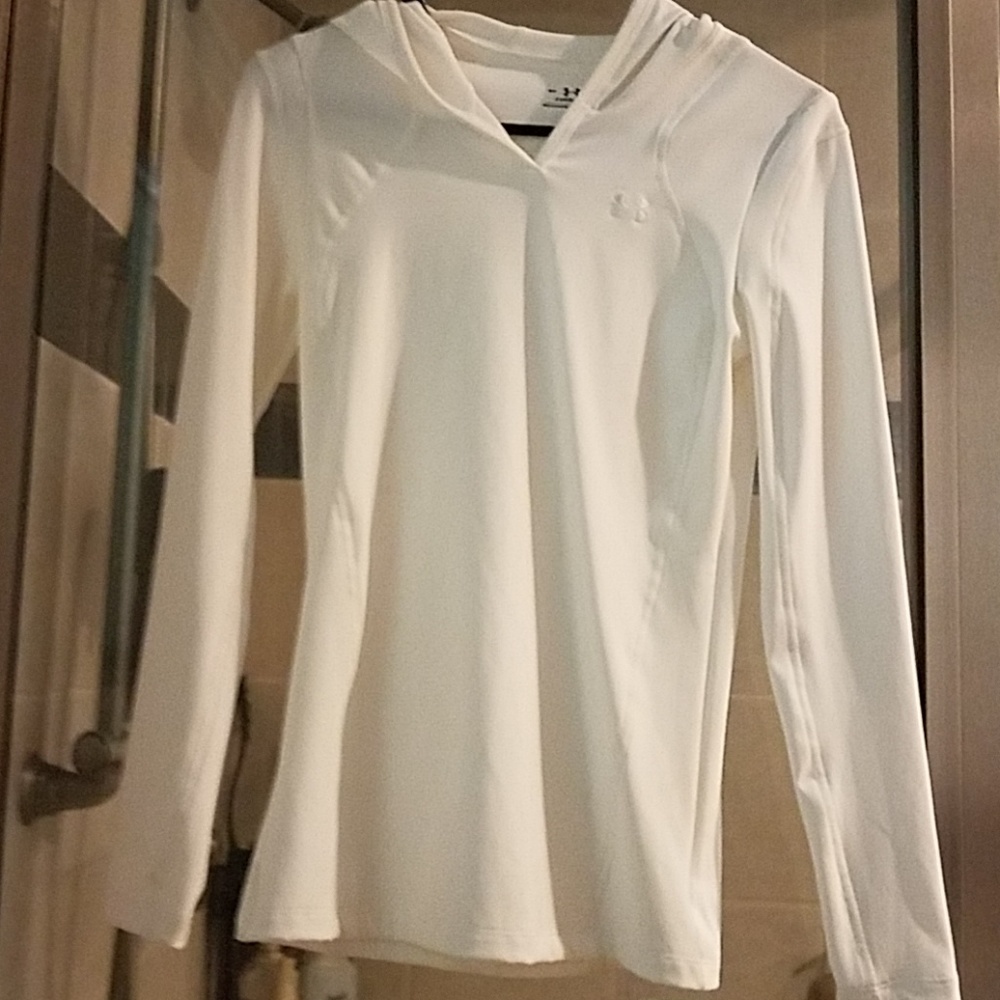 NWT UNDER ARMOUR HOODIE SHIRT Cold Gear